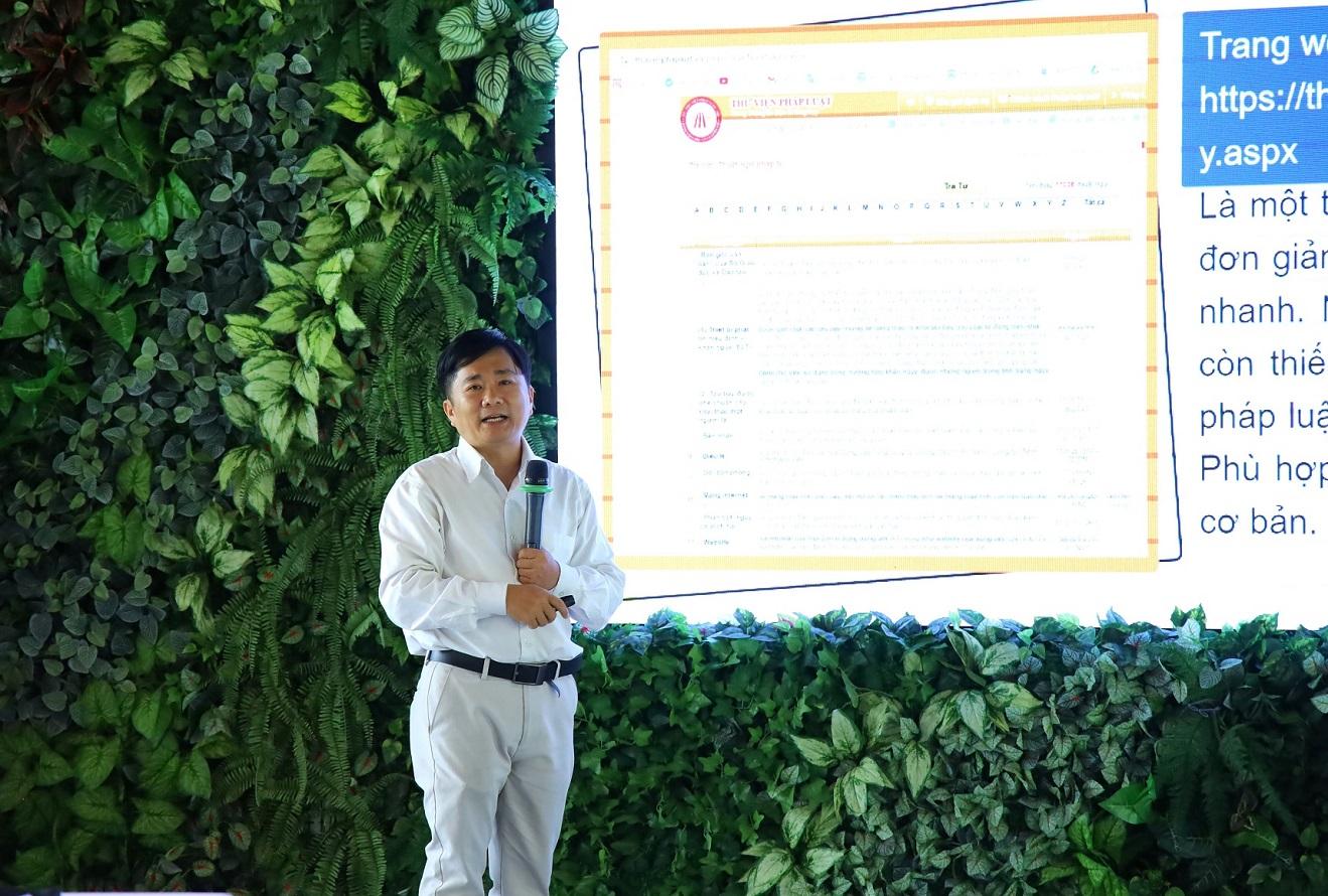 TS Le Hoanh Su.JPG